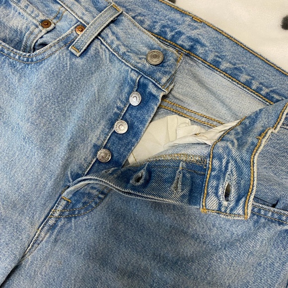 Levis Wedgie High Rise - Picture 3 of 5